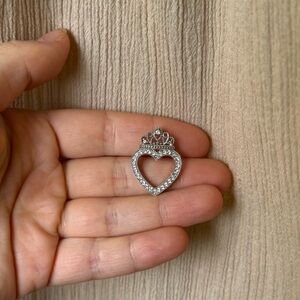 Queen of my heart pendant